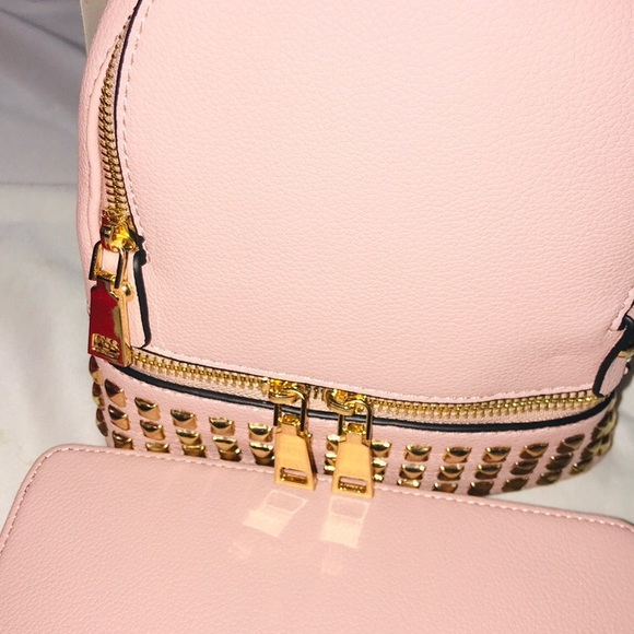 Backpack style purse with wallet gold hardware main image 5
